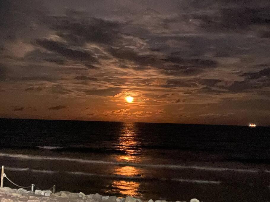 Beach House With Ocean View 瑟夫赛德海滩 外观 照片